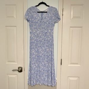 SPRING FLING! GAP Periwinkle floral dream.